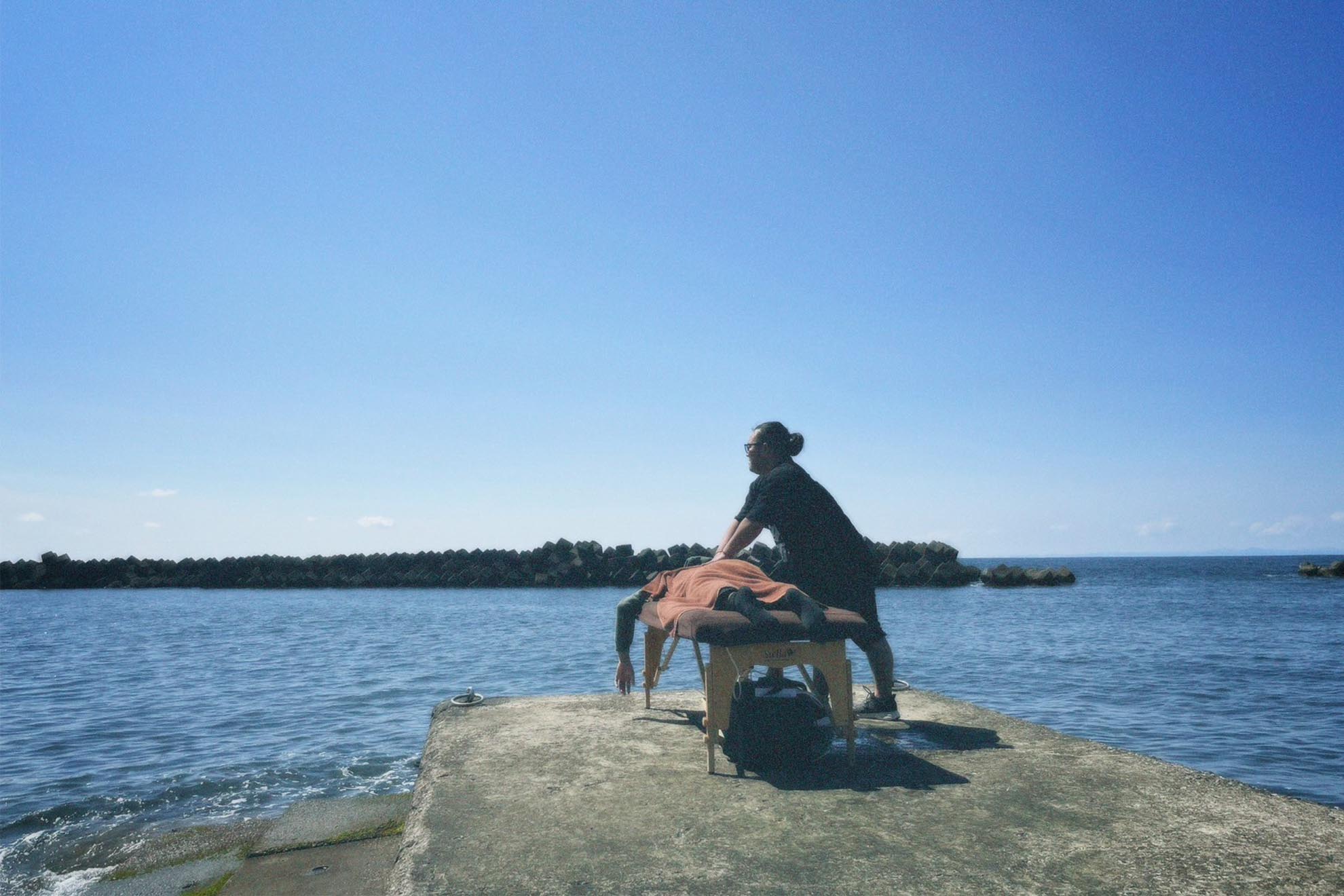 体援隊の施術風景